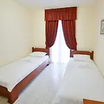 Hotel Podostrog
