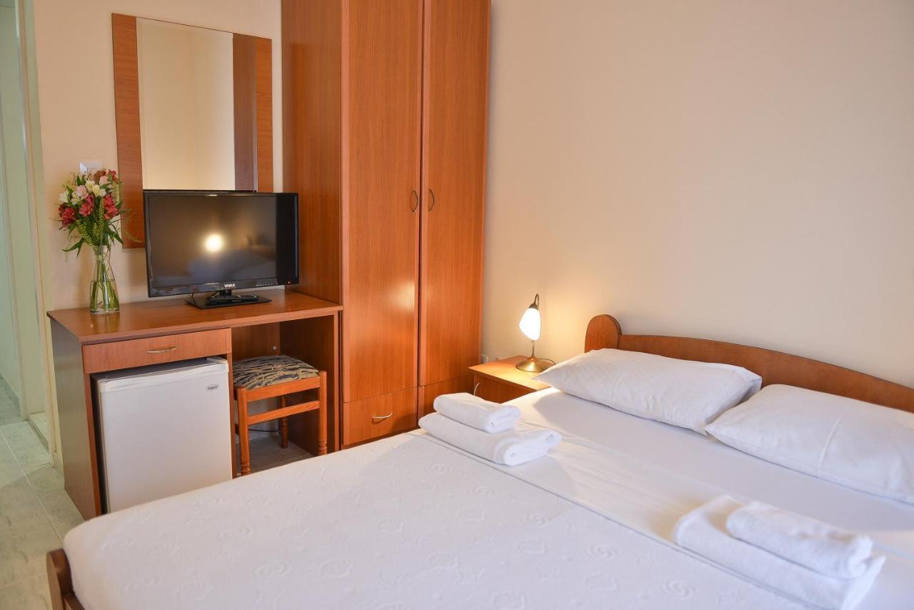 Hotel Podostrog 3*