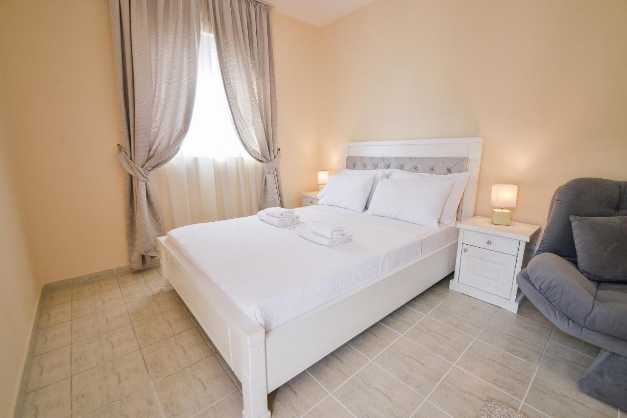 Hotel Podostrog 3*