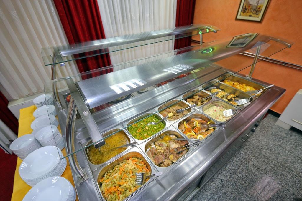 Hotel Podostrog 3*